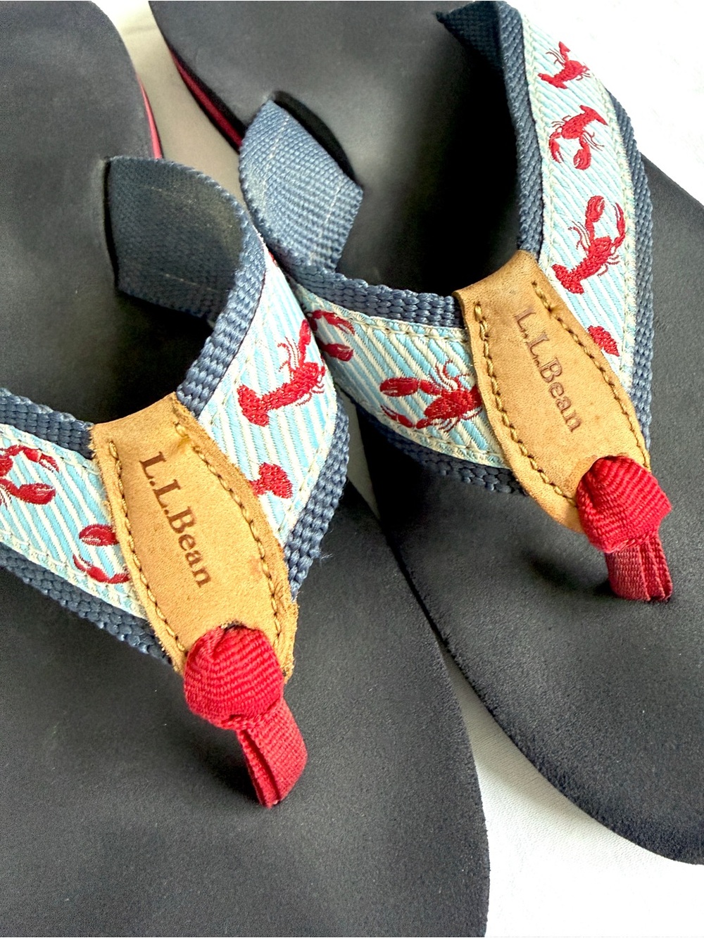 L.L. Bean Women's Flip Flops with Red Lobster Strap Accents - Picture 3 of 5